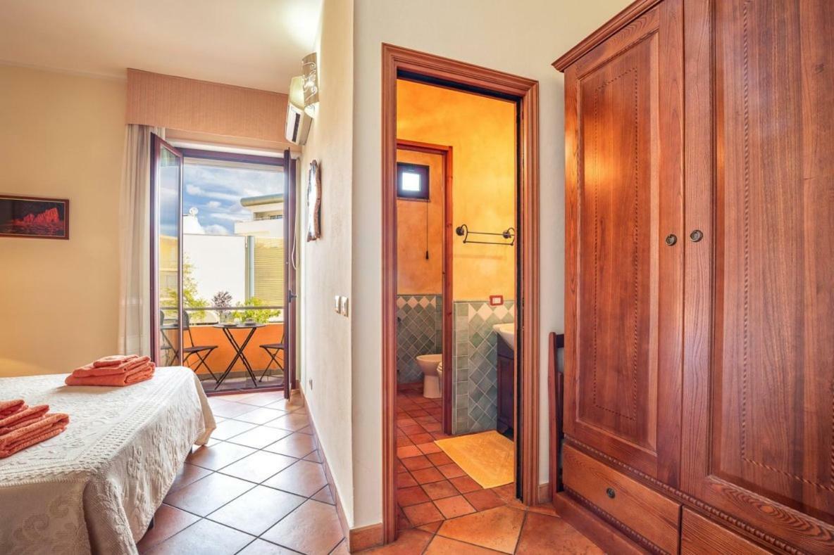 Il Leccio Bed & Breakfast Tortoli Exterior photo
